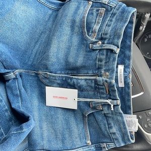 Good American good curve